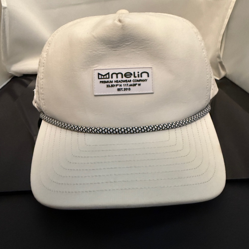 Melin hydro coronado brick snapback hat size classic